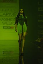 Model walk the ramp for Shrivan Naresh show at Lakme Fashion Week Day 4 on 6th Aug 2012 (66).JPG